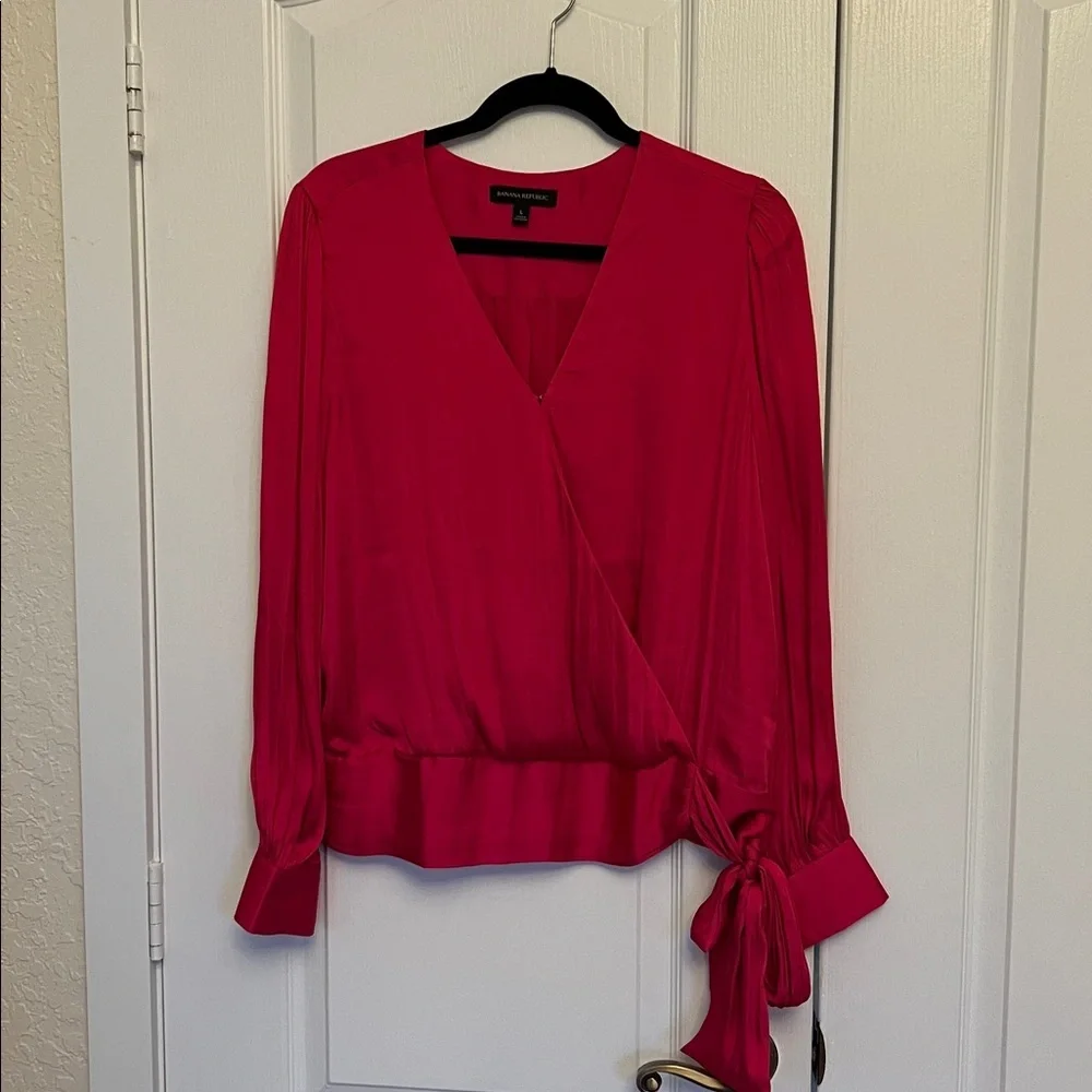 Banana Republic puff sleeve wrap blouse💗💗💗 PINK